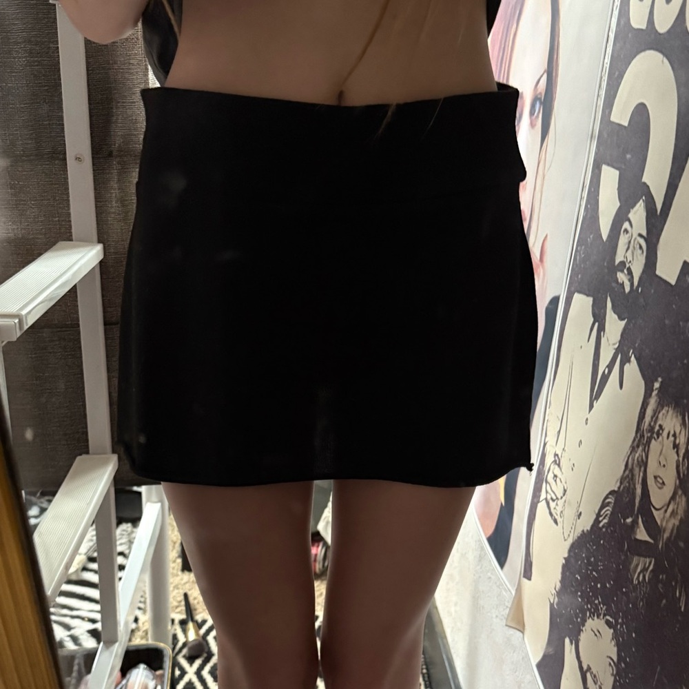 black mini skirt